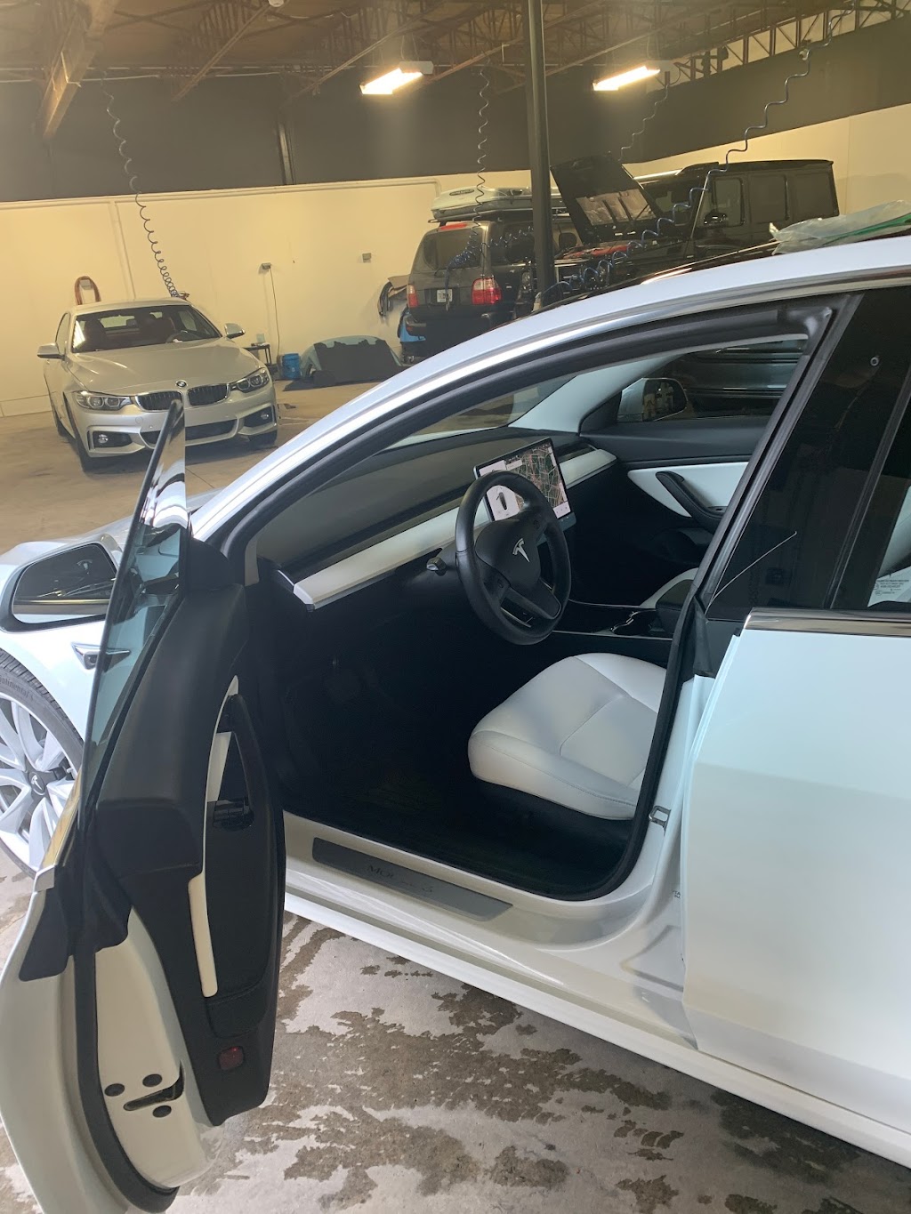 Swiftys Automobile Storage & Detailing | 5645 Rue Paré, Mont-Royal, QC H4P 1S1, Canada | Phone: (514) 448-6266