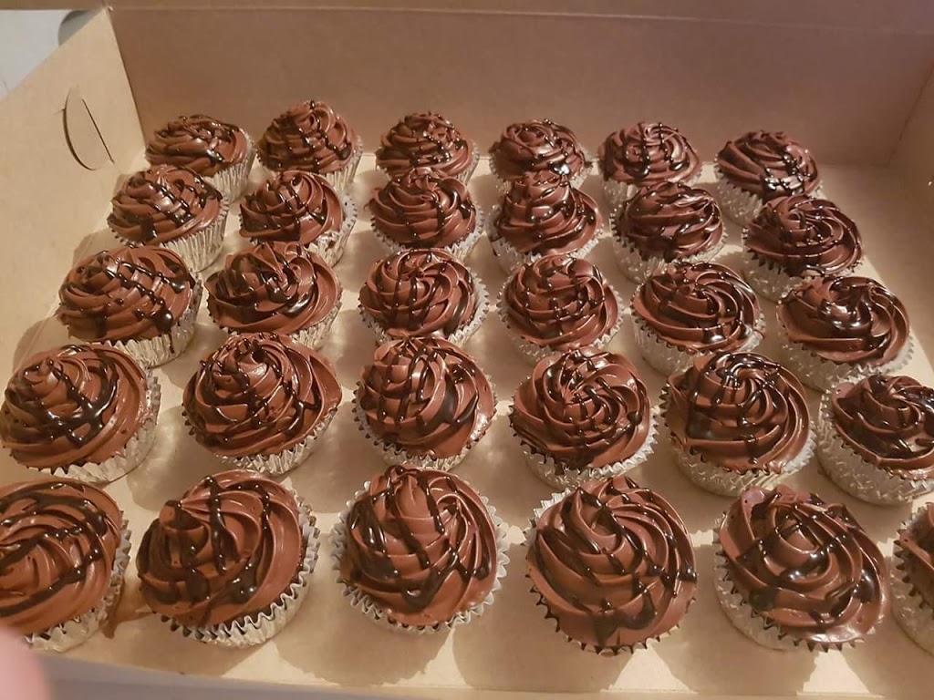 Tiffanys Sweet Treats | 265 Bridge St, Carleton Place, ON K7C 3H3, Canada | Phone: (613) 218-2036