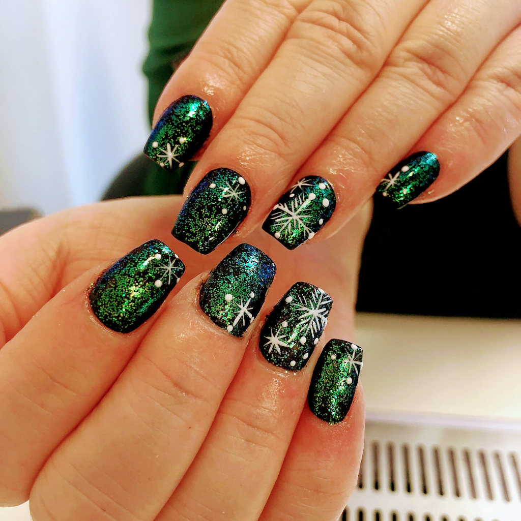Nails In | 525 St Annes Rd Ste B, Winnipeg, MB R2M 3E8, Canada | Phone: (204) 505-6777
