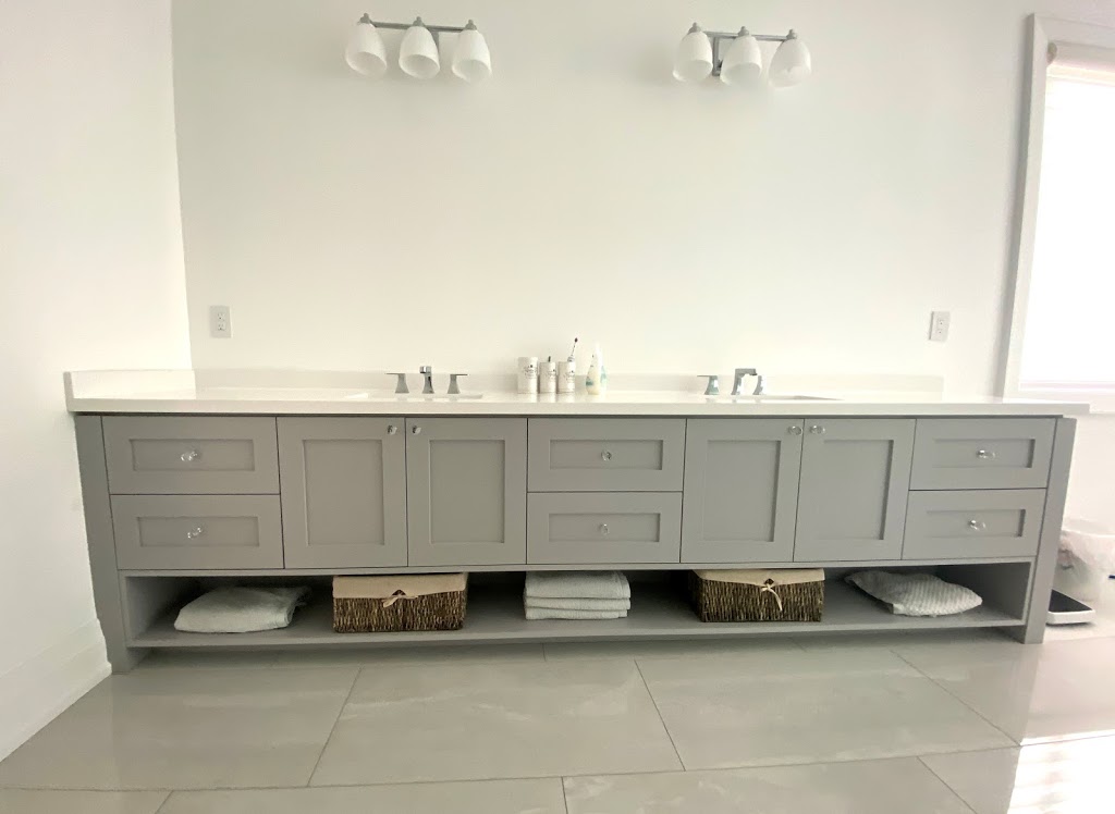 Newcastle Fine Kitchens | 21 Windsor St, Etobicoke, ON M8Y 2V9, Canada | Phone: (416) 785-5451
