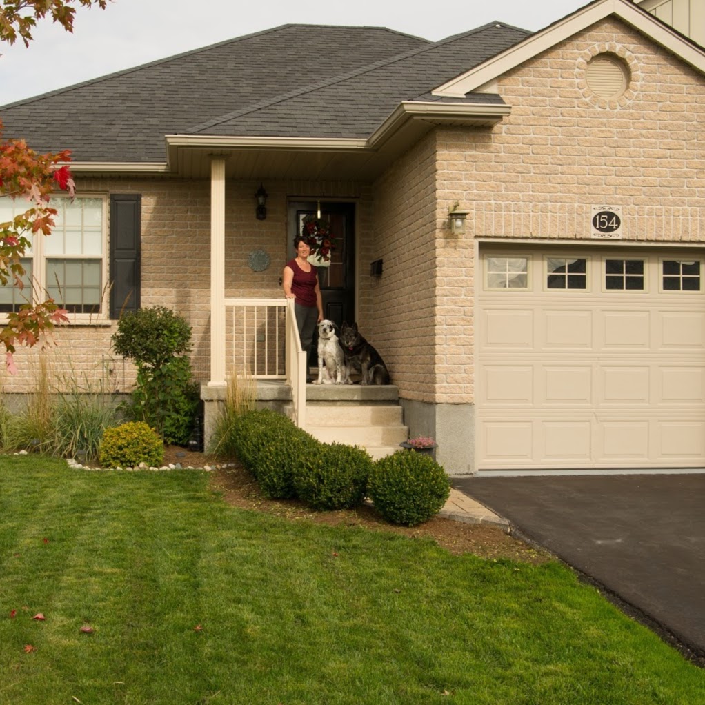 Helen Kuntze R.M.T. | 154 Liebler St, Tavistock, ON N0B 2R0, Canada | Phone: (226) 921-0123