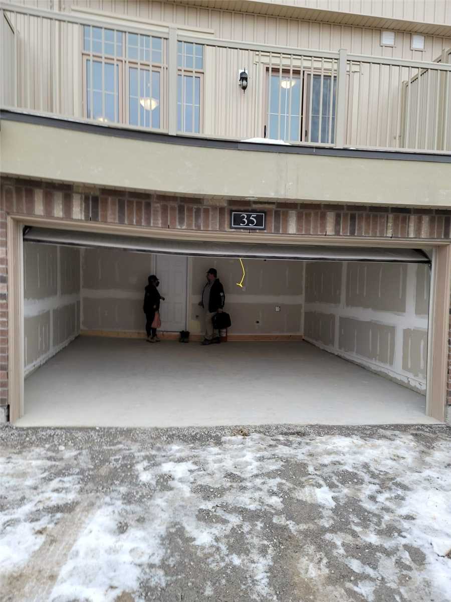 Karanjeet Grewal Trimaxx Realty | 2560 Matheson Blvd E Unit 519, Mississauga, ON L4W 4Z3, Canada | Phone: (647) 547-3997