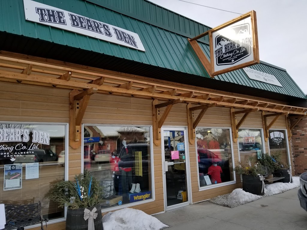 The Bears Den Clothing Co. Ltd. | 586 Main Ave W #4, Sundre, AB T0M 1X0, Canada | Phone: (403) 638-3711