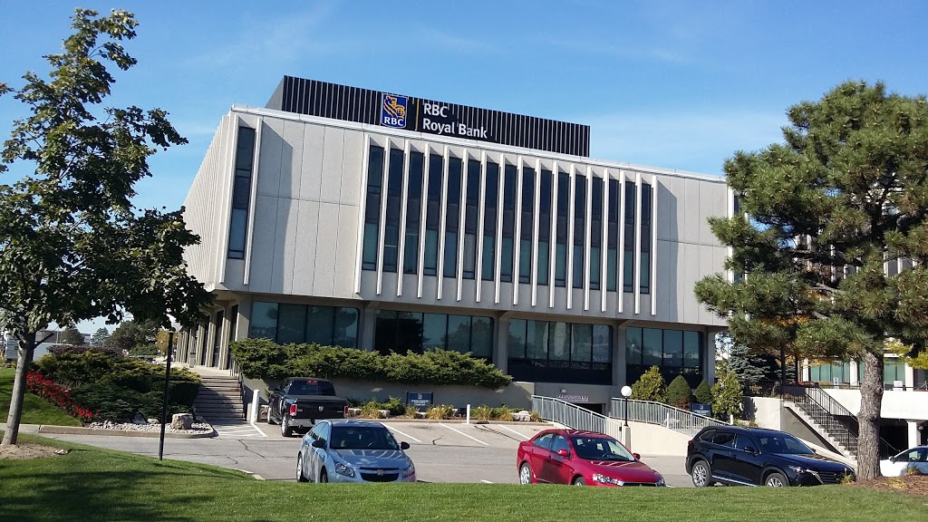 RBC Royal Bank | 6205 Airport Rd, Mississauga, ON L4V 1E1, Canada | Phone: (905) 671-6262