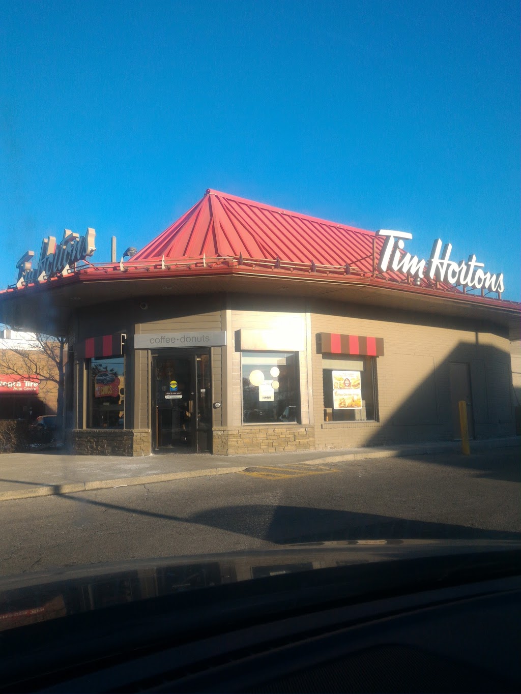 Tim Hortons | 6313 Mississauga Rd, Mississauga, ON L5N 1A5, Canada | Phone: (905) 285-0700