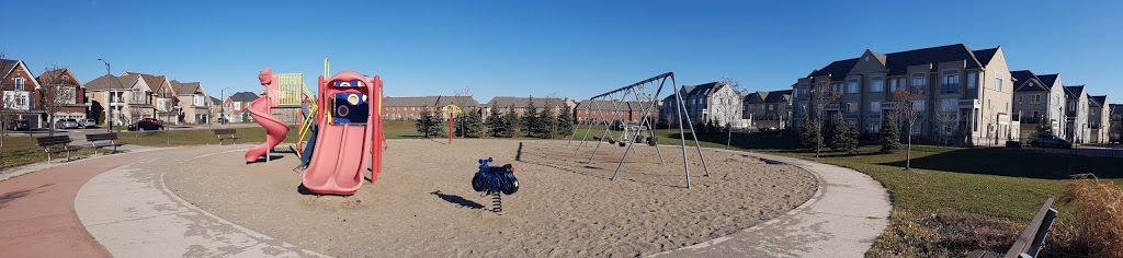 Golder Community Park | 200 Destination Dr, Mississauga, ON L5M 0P3, Canada | Phone: (416) 917-0000