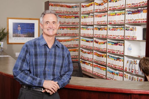 Creekside Family Dental | 371 Davis Dr, Newmarket, ON L3Y 2N8, Canada | Phone: (905) 836-1787