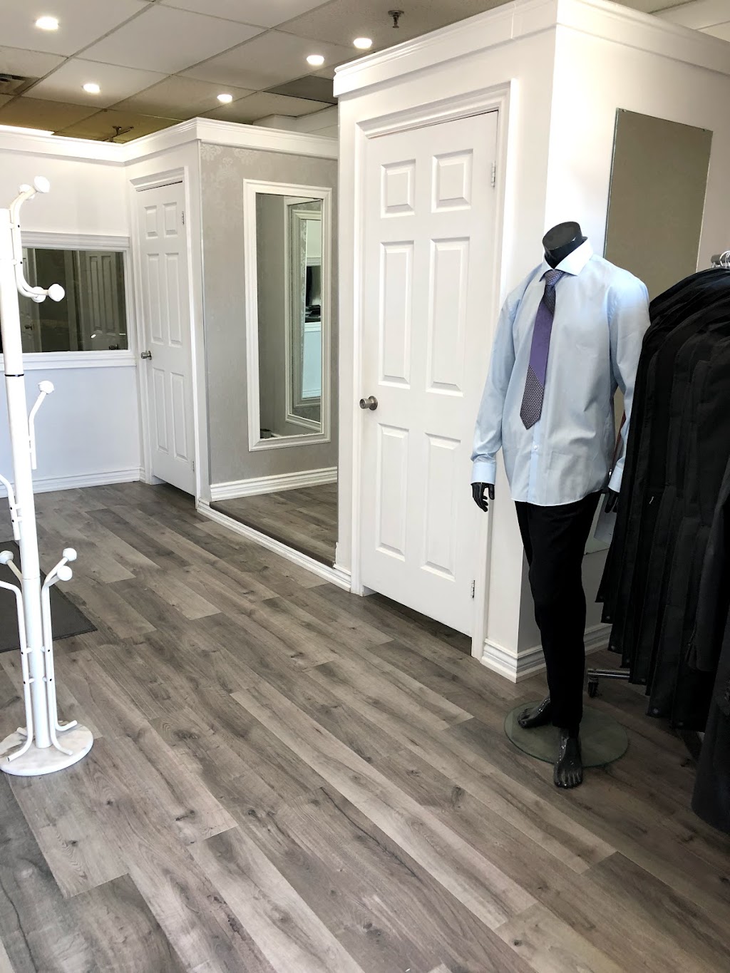 Perfect Fit Tailors | 7700 Bathurst St, Thornhill, ON L4J 7Y3, Canada | Phone: (905) 881-2647