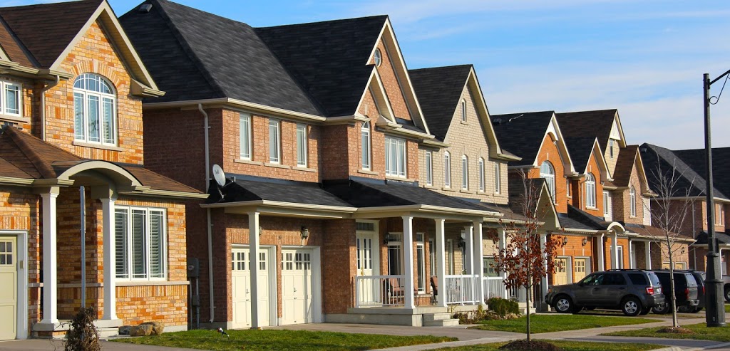 Cassandra Sipos, Sales Representative with Royal LePage RCR Real | 7 Victoria St W, Alliston, ON L4N 1V9, Canada | Phone: (705) 229-4060