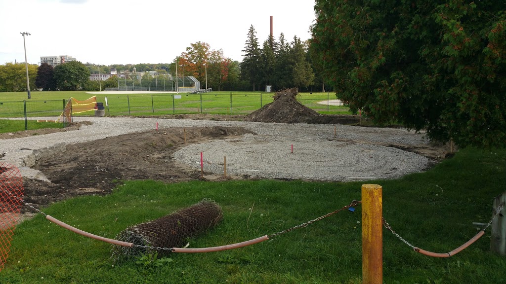 Victoria Park - Cambridge Spray Pad | 66 Fisher Mills Road, Cambridge, ON N3C 1E2, Canada | Phone: (519) 740-4681