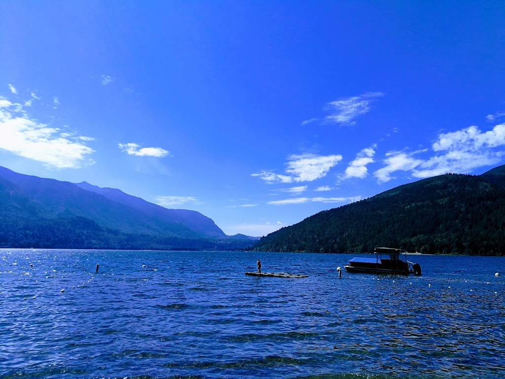 Cultus Lake Marina | 50 Sunnyside Blvd, Cultus Lake, BC V2R 4Z5, Canada | Phone: (604) 858-9990