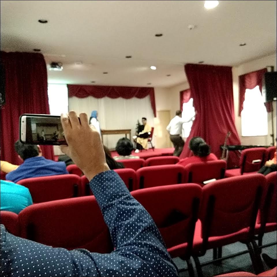 Peoples Worship Centre | 215 Kennedy Rd, Scarborough, ON M1N 3P4, Canada | Phone: (416) 261-5420