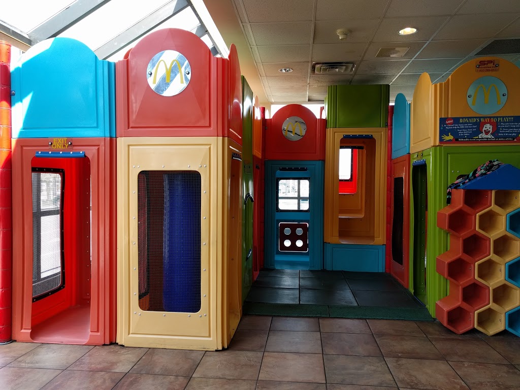 McDonalds | 214 Talbot St W, Leamington, ON N8H 1P1, Canada | Phone: (519) 326-1311