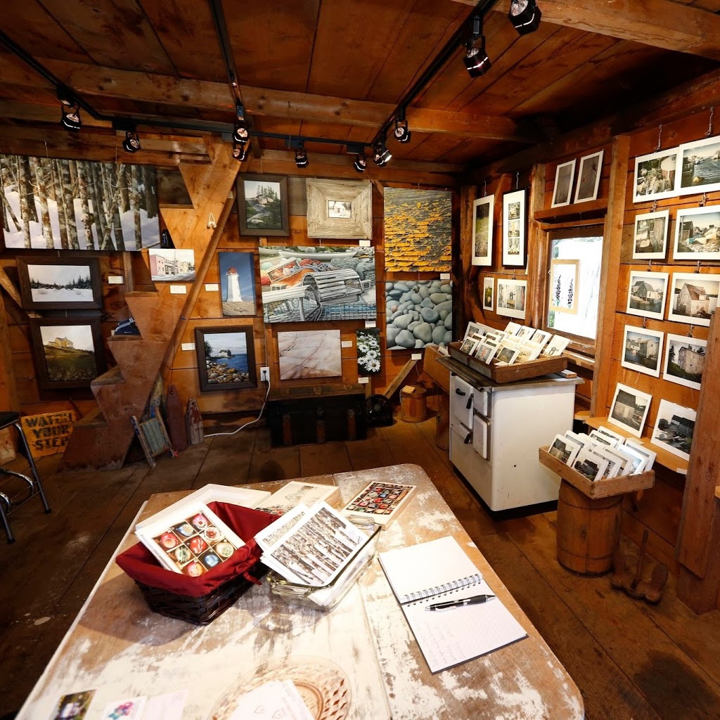 Twelve Acre Hill Gallery | 11609 Peggys Cove Rd, Seabright, NS B3Z 2Y1, Canada | Phone: (902) 219-1188
