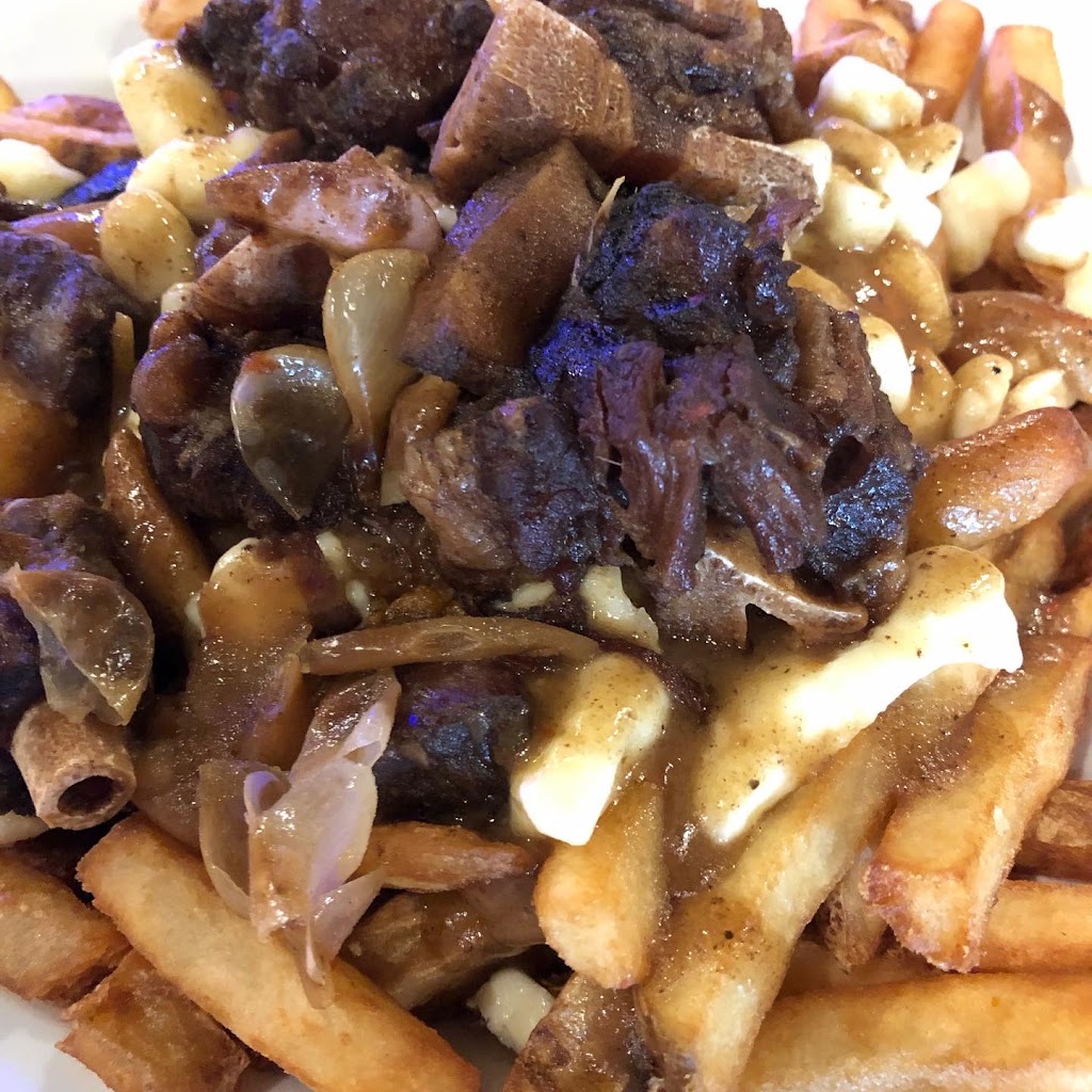 Paranyde Bar & Grill | 1100 Commissioners Rd E Unit 1, London, ON N5Z 4W8, Canada | Phone: (519) 668-4040