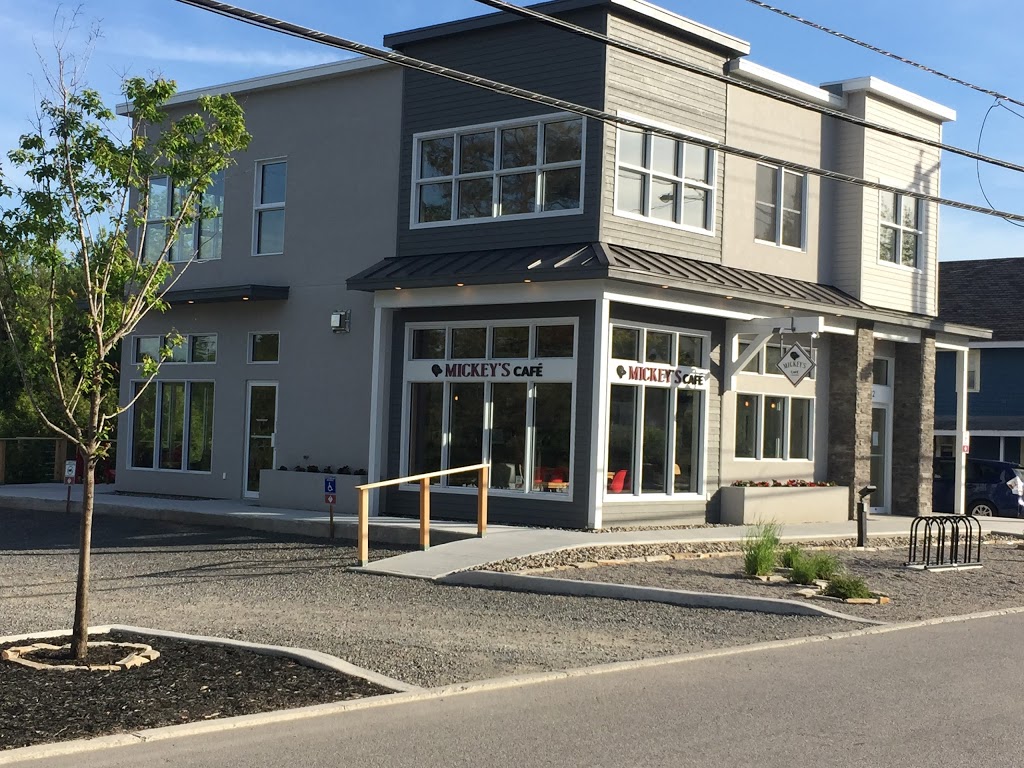 Mickeys Café | 832 Chemin du Village, Morin-Heights, QC J0R 1H0, Canada | Phone: (450) 644-0060