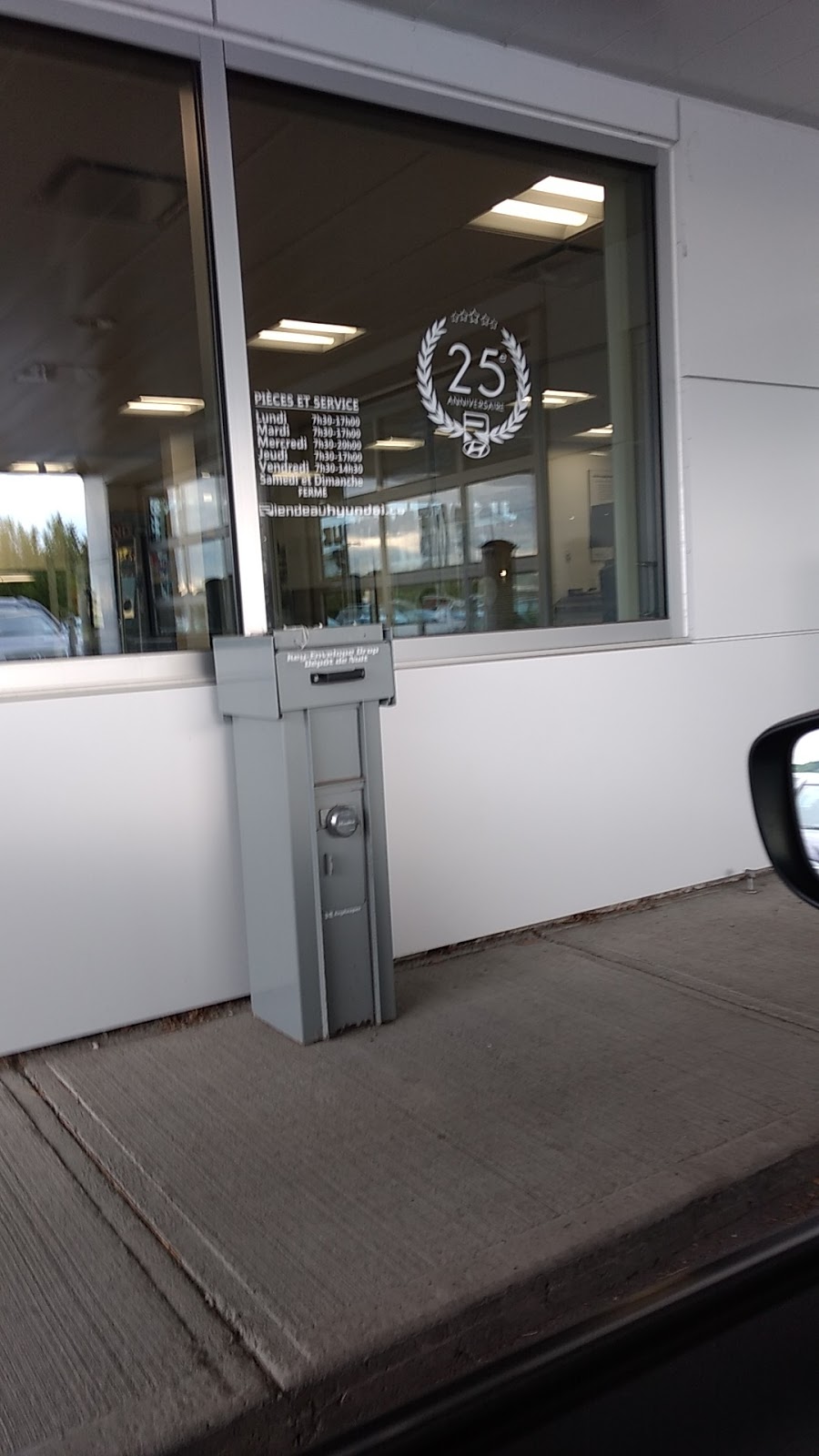 Riendeau Hyundai | 1433 Boulevard Armand-Frappier, Sainte-Julie, QC J3E 3R6, Canada | Phone: (450) 649-4646