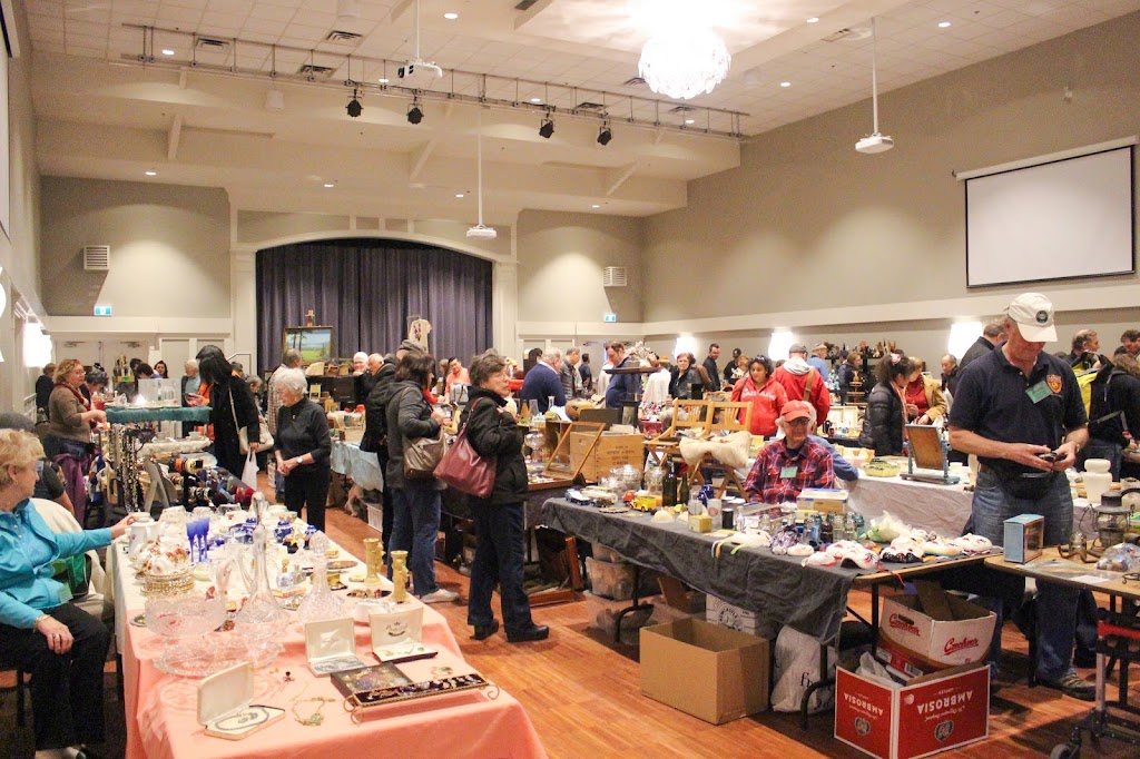 21st Century Flea Market | 3250 Commercial Dr, Vancouver, BC V5N 4E4, Canada | Phone: (604) 980-3159