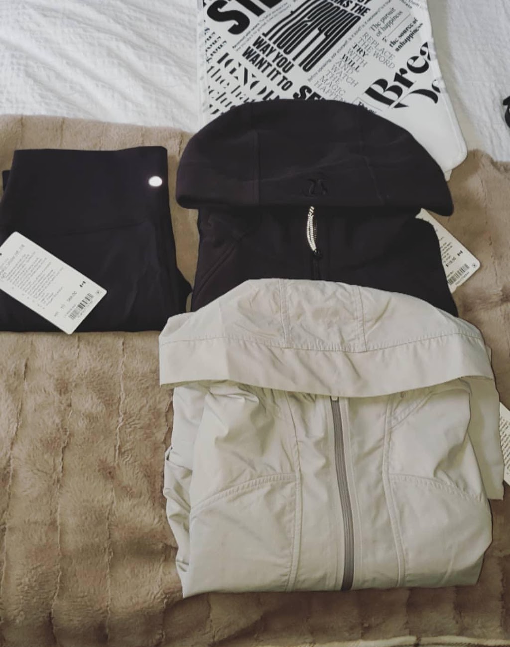 lululemon | 900 Maple Avenue Space A13A, Burlington, ON L7S 2J8, Canada | Phone: (905) 634-3106