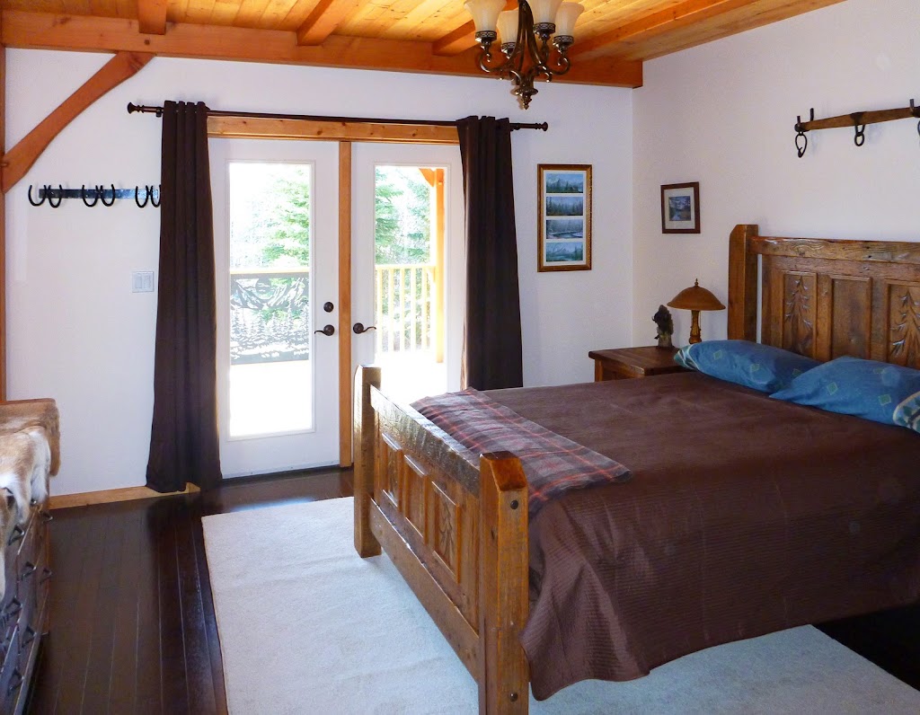 Timber Green Bed & Breakfast | Box 20 Site 13 RR 2, Rocky Mountain House, AB T4T 2A2, Canada | Phone: (403) 844-4739