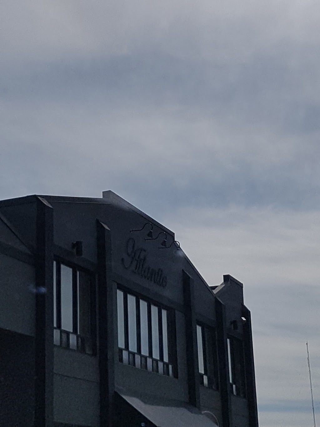 Atlantic Auto Body | 6121 Atlantic Dr, Mississauga, ON L5T 1N7, Canada | Phone: (905) 564-7072
