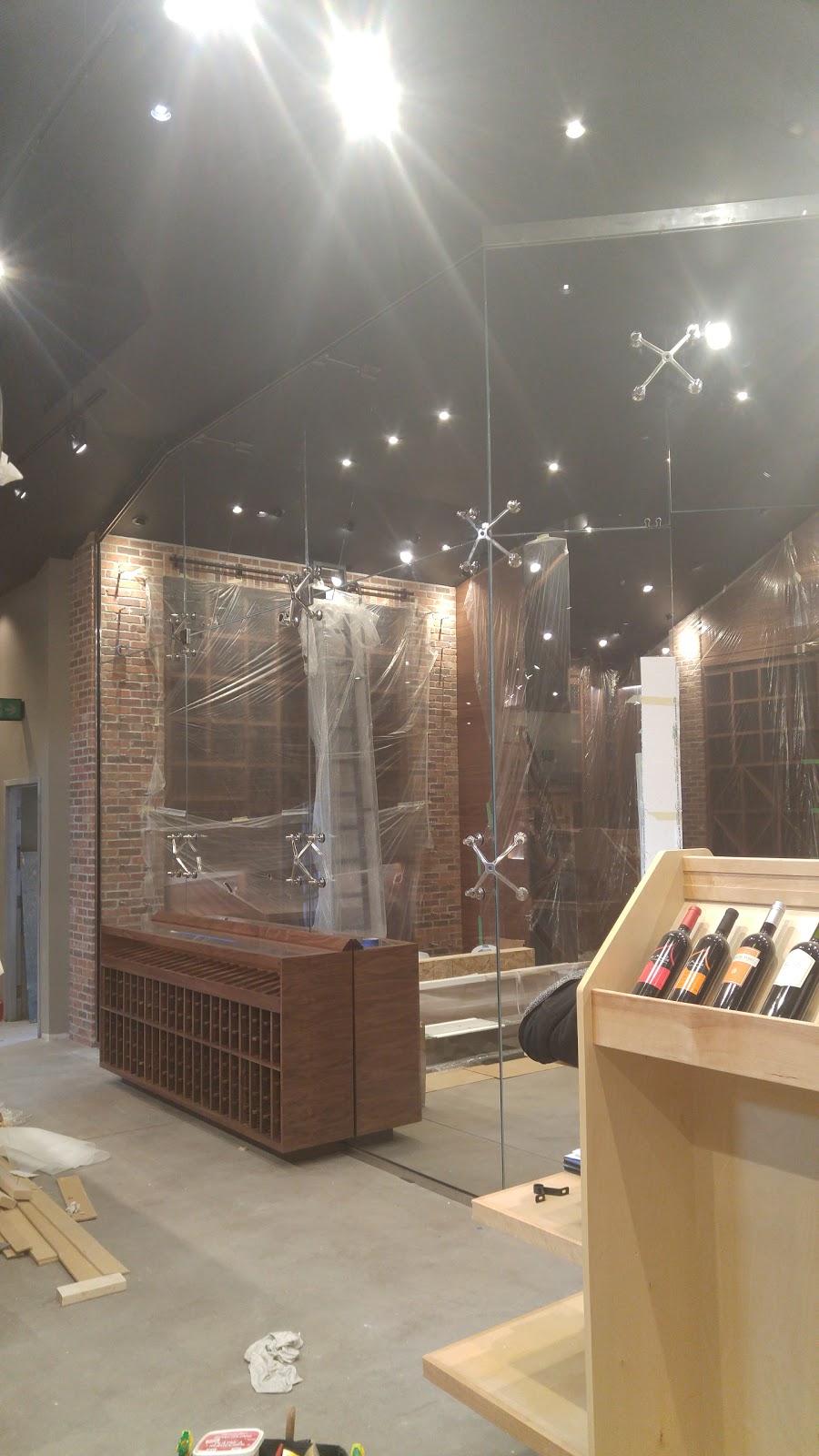 Monashees Wine Spirits Beer | 2901 30 St, Vernon, BC V1T 5C9, Canada | Phone: (250) 545-5800
