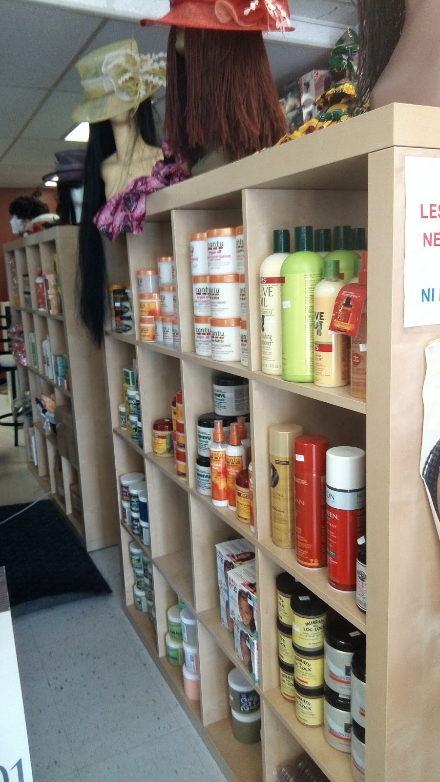 Carrefour Beaute & Accessoires | 99 Boulevard Saint-Joseph, Gatineau, QC J8Y 3W6, Canada | Phone: (819) 777-0101