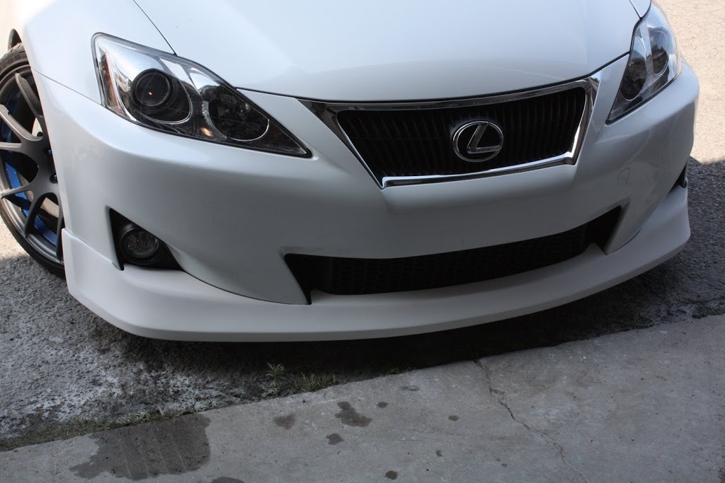 Carrosserie A & J | 5485 Rue de Kensington, Saint-Hubert, QC J3Y 2W7, Canada | Phone: (450) 656-4144