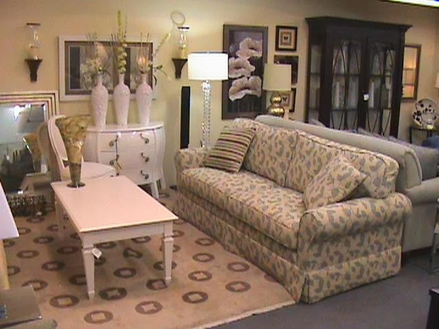 The HomeSource Custom Fine Furniture | 4261 Hwy 7, Unionville, ON L3R 9W6, Canada | Phone: (905) 474-3524
