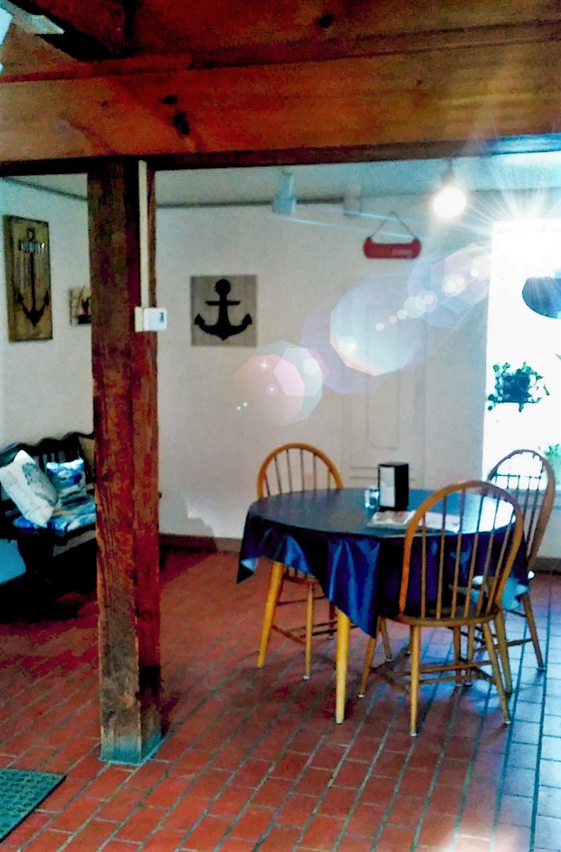 Lakeside Pizza & Wings | 9503, 104 Bartlett Rd, Sackets Harbor, NY 13685, USA | Phone: (315) 646-2000