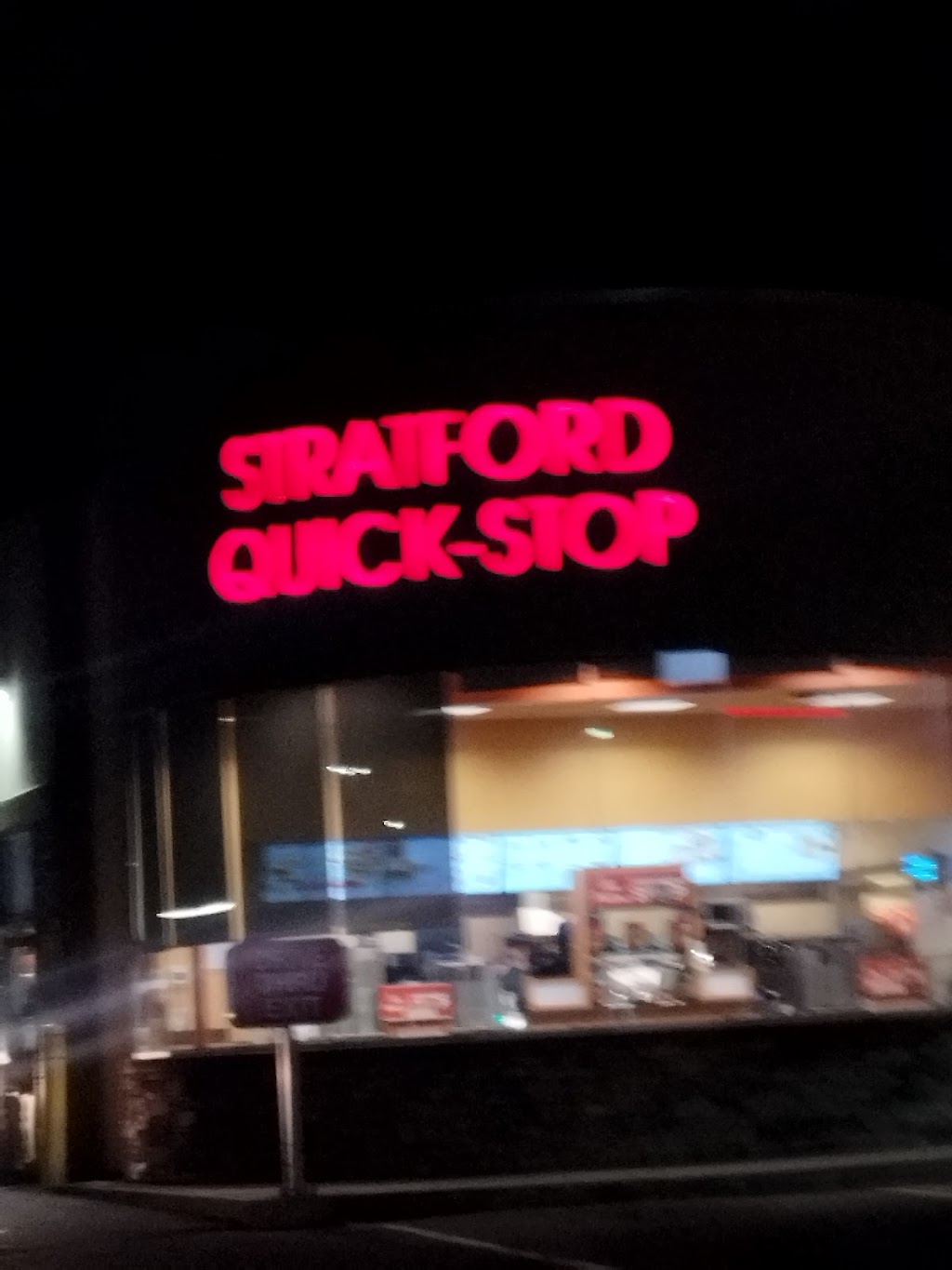 Stratford Quick Stop | 1 Jubilee Rd, Stratford, PE C1B 0L7, Canada | Phone: (902) 370-3800