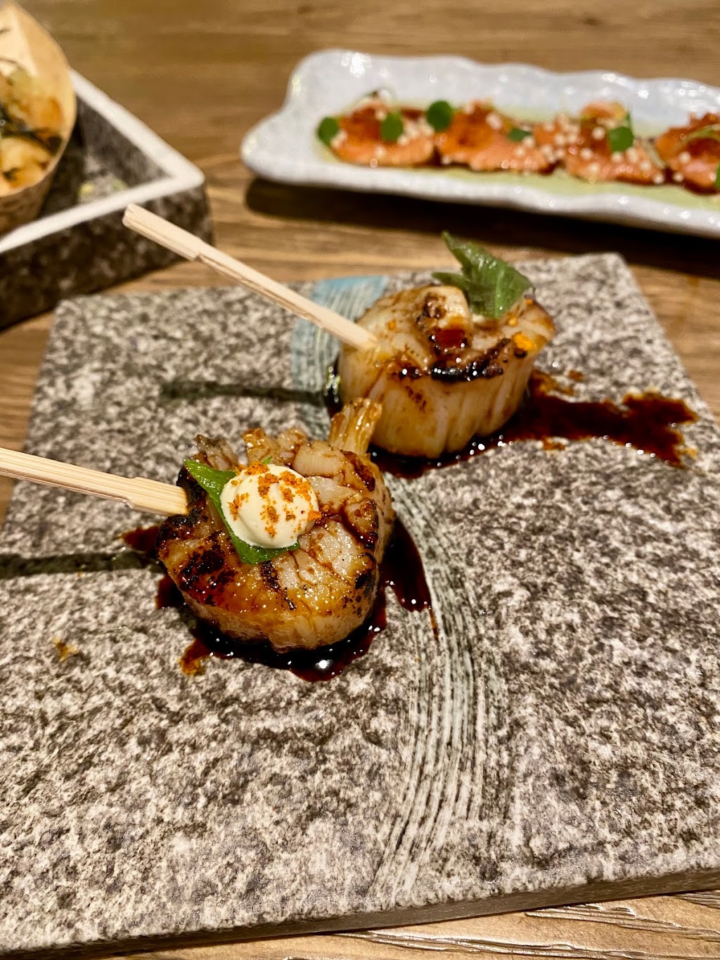 Muni Robata | 30 St Patrick St, Toronto, ON M5T 3A3, Canada | Phone: (416) 340-0472