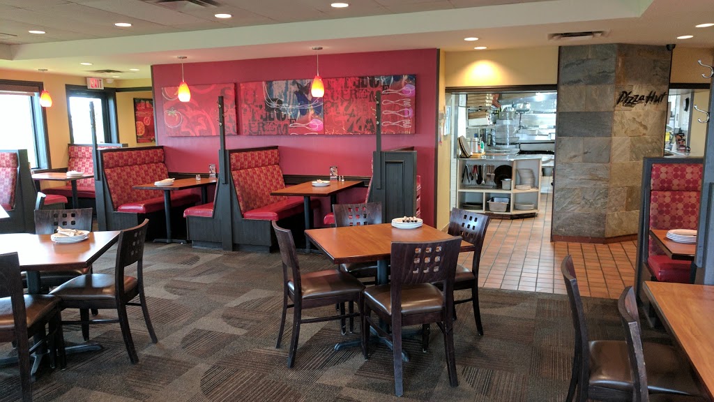 Pizza Hut | 4544 Hwy 69 N Valley East, Greater Sudbury, ON P3P 1P9, Canada | Phone: (705) 560-0000
