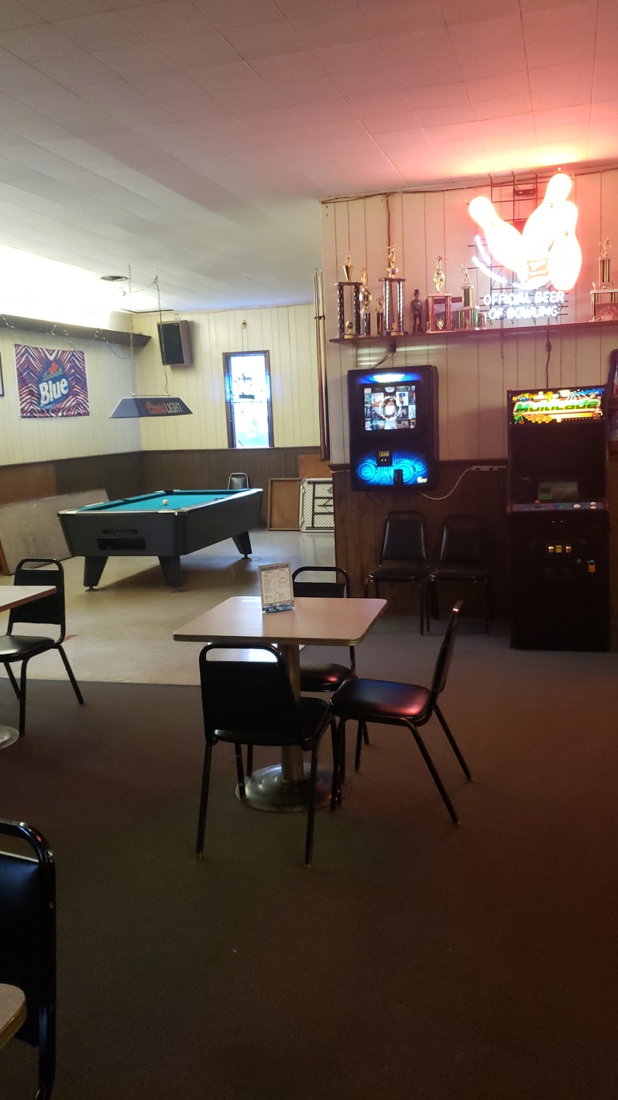 Eden Bowling Center | 8716 S Main St, Eden, NY 14057, USA | Phone: (716) 992-4687