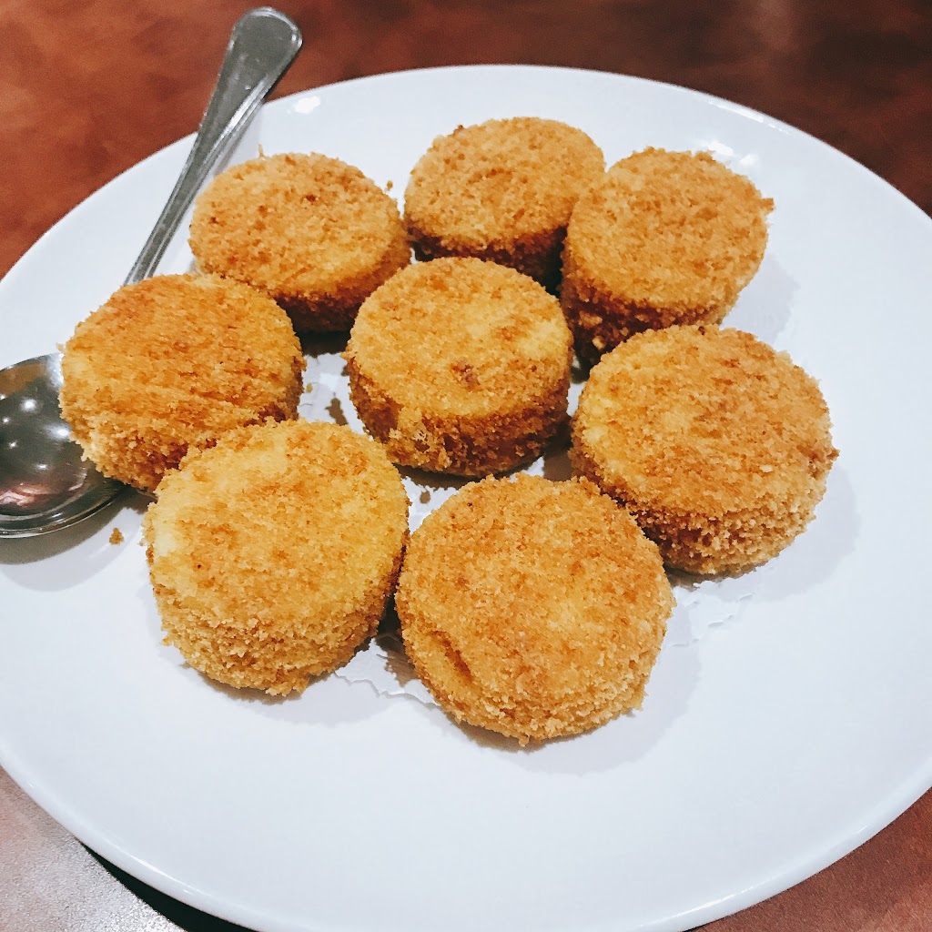 Wos Chinese Restaurant | 8166 Main St, Vancouver, BC V5X 3L6, Canada | Phone: (604) 323-8093