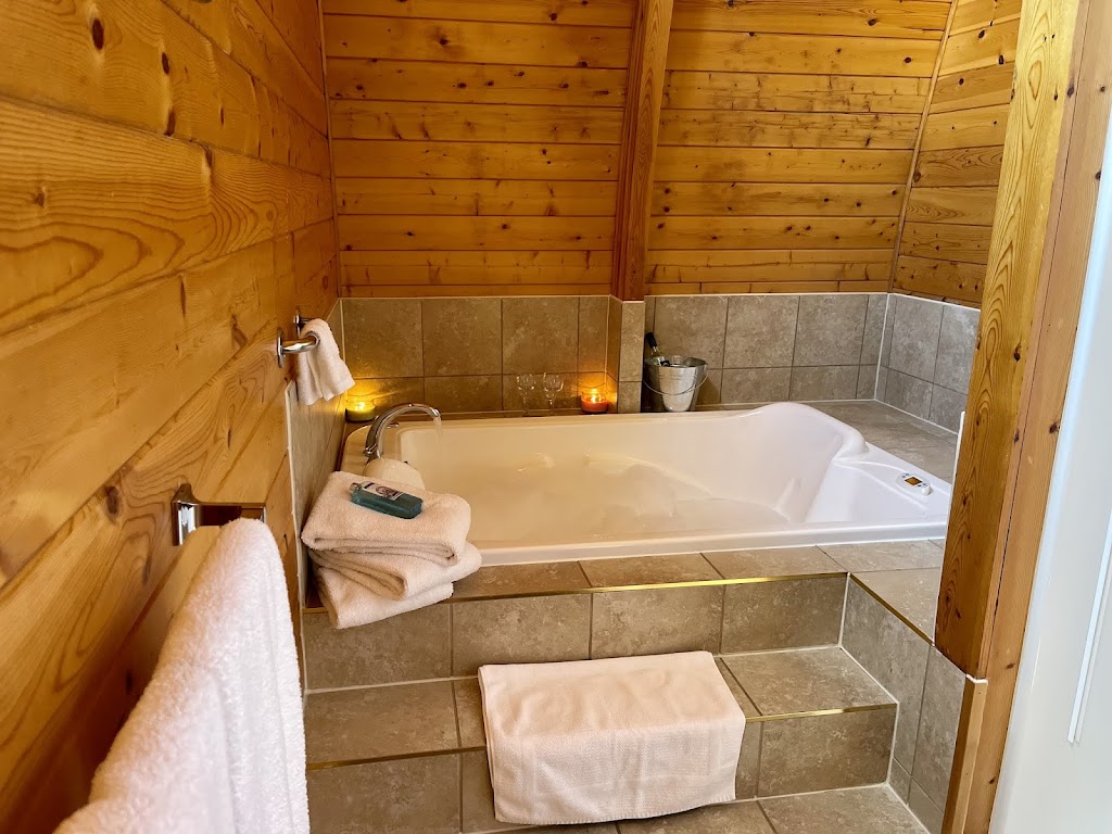 Oyster Bay Resorts | 4357 S Island Hwy, Campbell River, BC V9H 1N4, Canada | Phone: (250) 923-7413