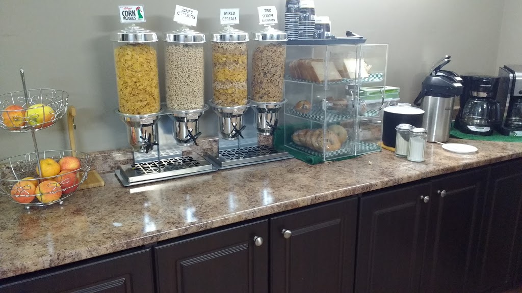 Circle 6 Motel LTD | 140 Sims Ave, Weyburn, SK S4H 2H5, Canada | Phone: (306) 842-6166