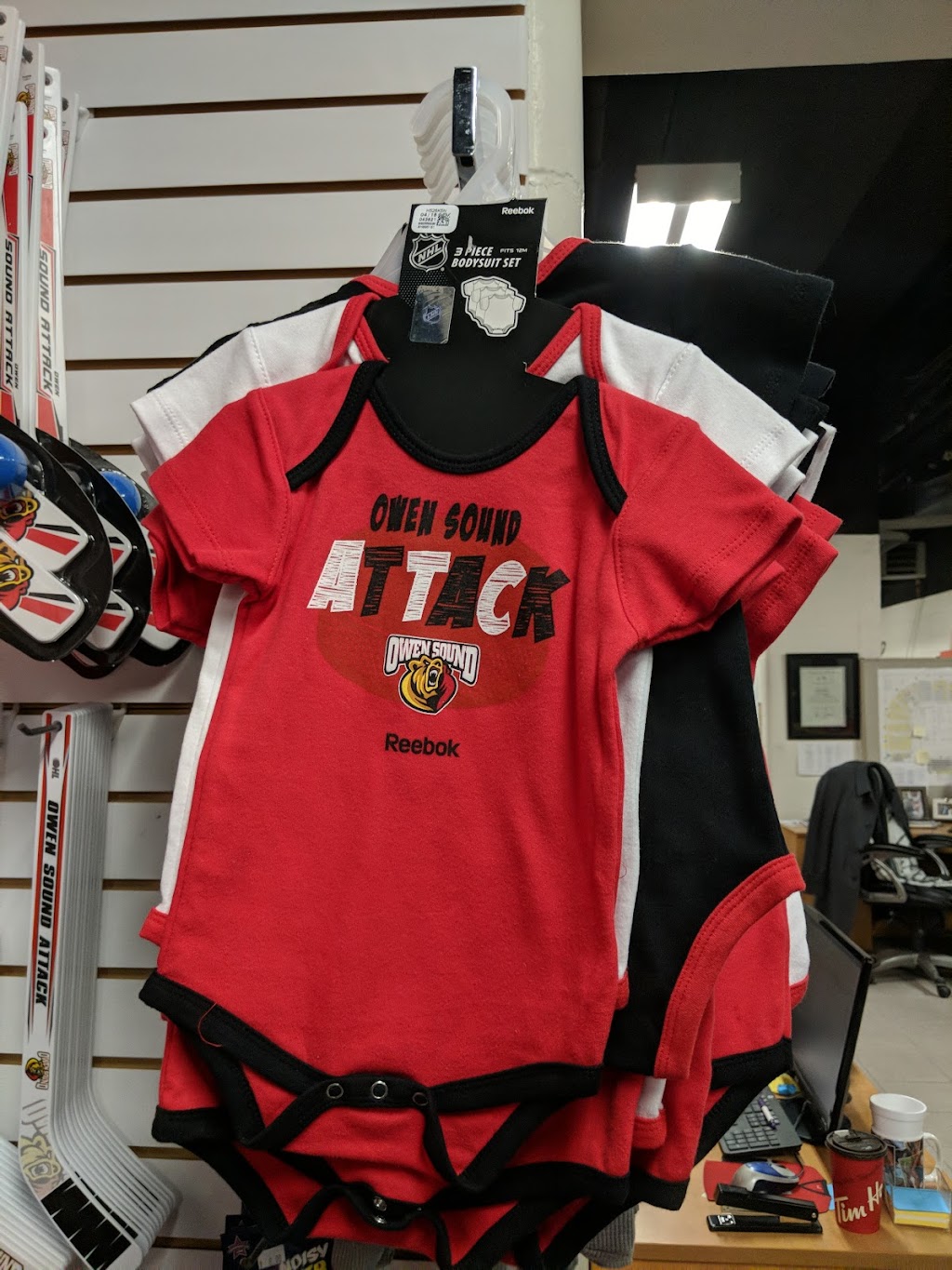 Owen Sound Attack Major Jr A Hockey Club | 1900 3rd Ave E, Owen Sound, ON N4K 2M6, Canada | Phone: (519) 371-7452