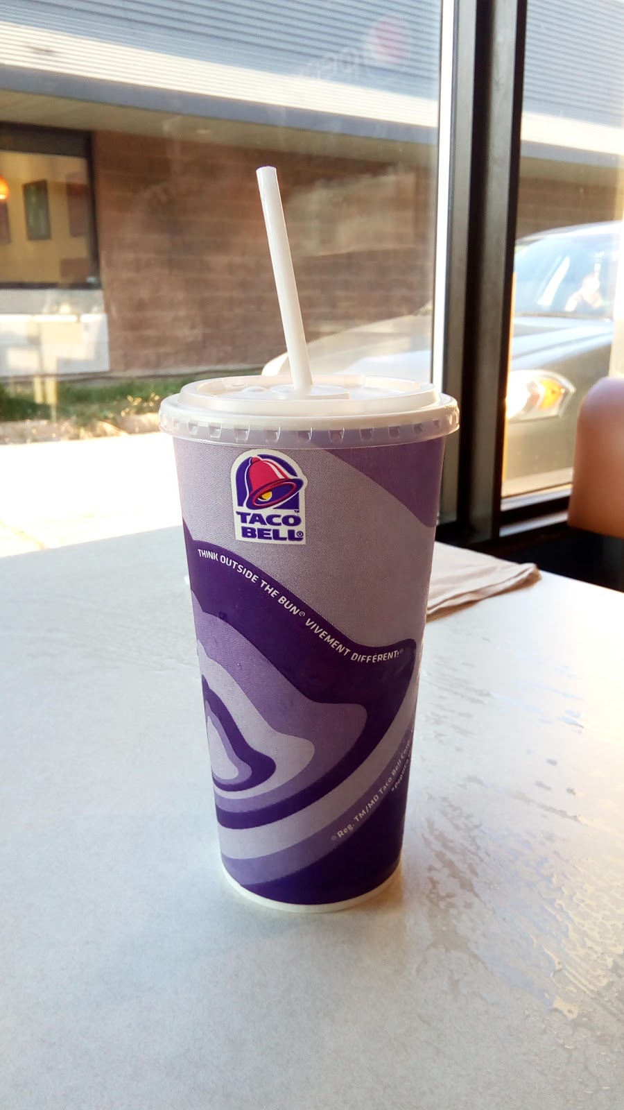 Taco Bell | 1790 Huron Church Rd, Windsor, ON N9C 2L4, Canada | Phone: (519) 977-0662