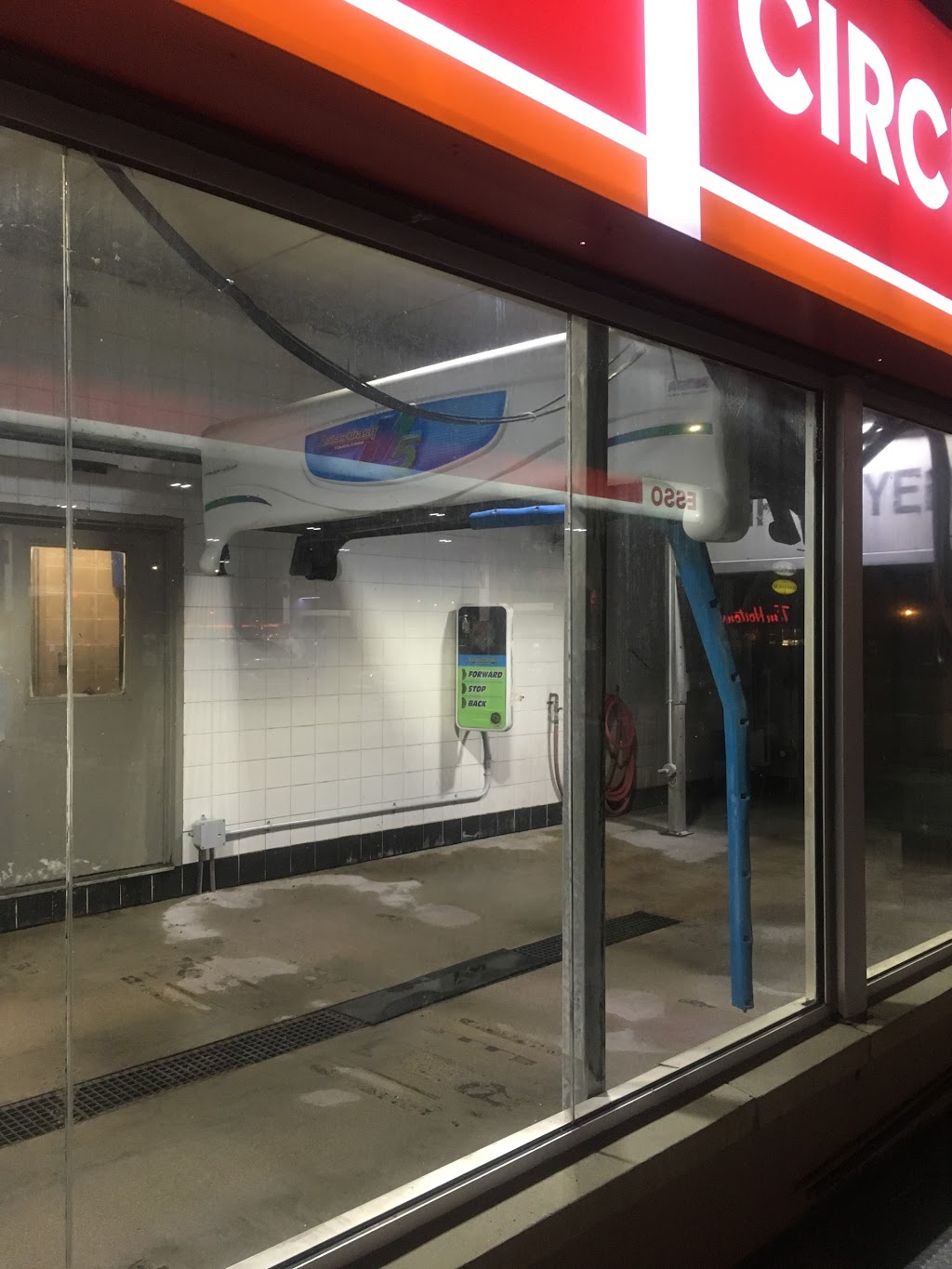 Esso | 940 Hamilton Rd, London, ON N5Z 1W4, Canada | Phone: (519) 266-2211