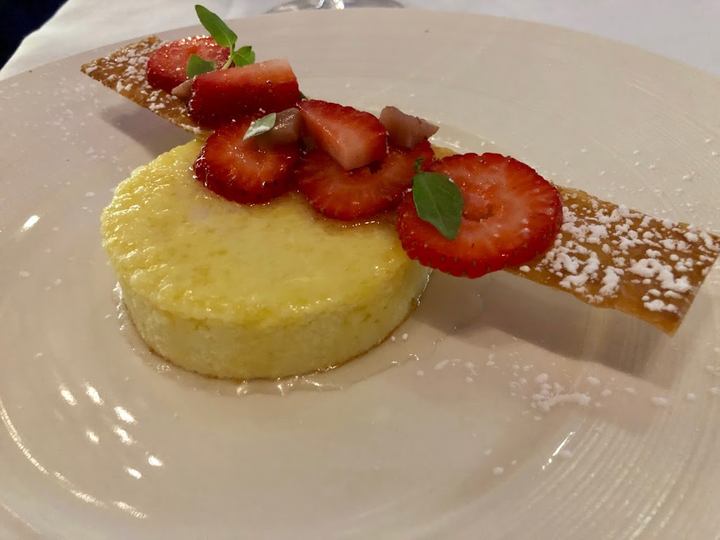 Petros82 Restaurant | 111 Princes Blvd, Toronto, ON M6K 3C3, Canada | Phone: (647) 475-9279