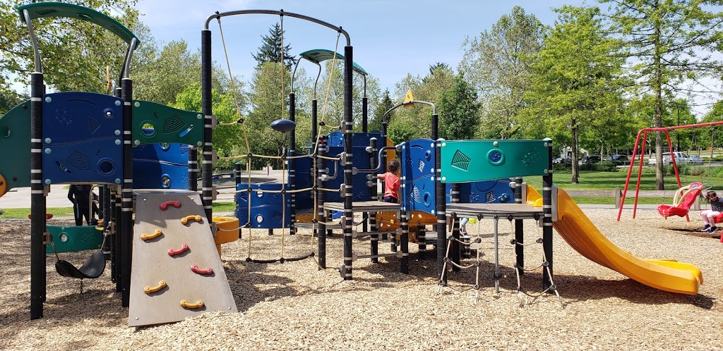 Bear Creek Train Park & Mini Golf | 13750 88 Ave, Surrey, BC V3W 3L1, Canada | Phone: (604) 501-1232