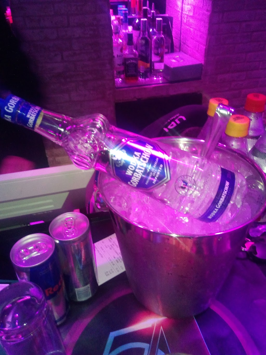 Club 54 Nightclub | 3345 Harvester Rd, Burlington, ON L7N 3N2, Canada | Phone: (905) 634-5454