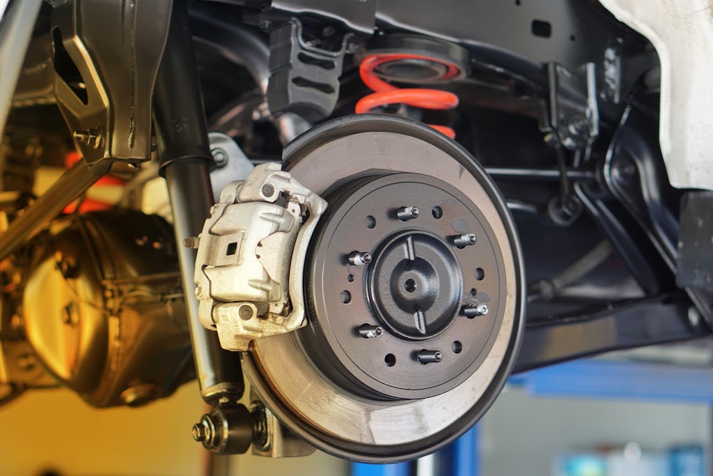 Atelier Réparation Fabien Pelletier - Garage Chambly | 2453 Boulevard Industriel, Chambly, QC J3L 4W3, Canada | Phone: (450) 447-7888