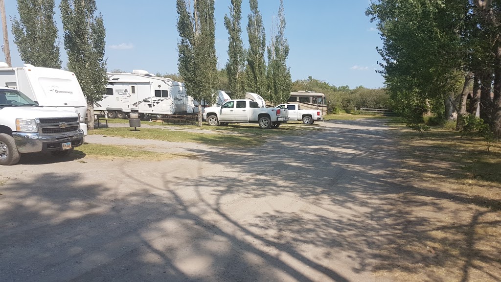 Comfort Plus Campground | Hwy 1 E, Regina, SK S4N 2G6, Canada | Phone: (306) 781-2810