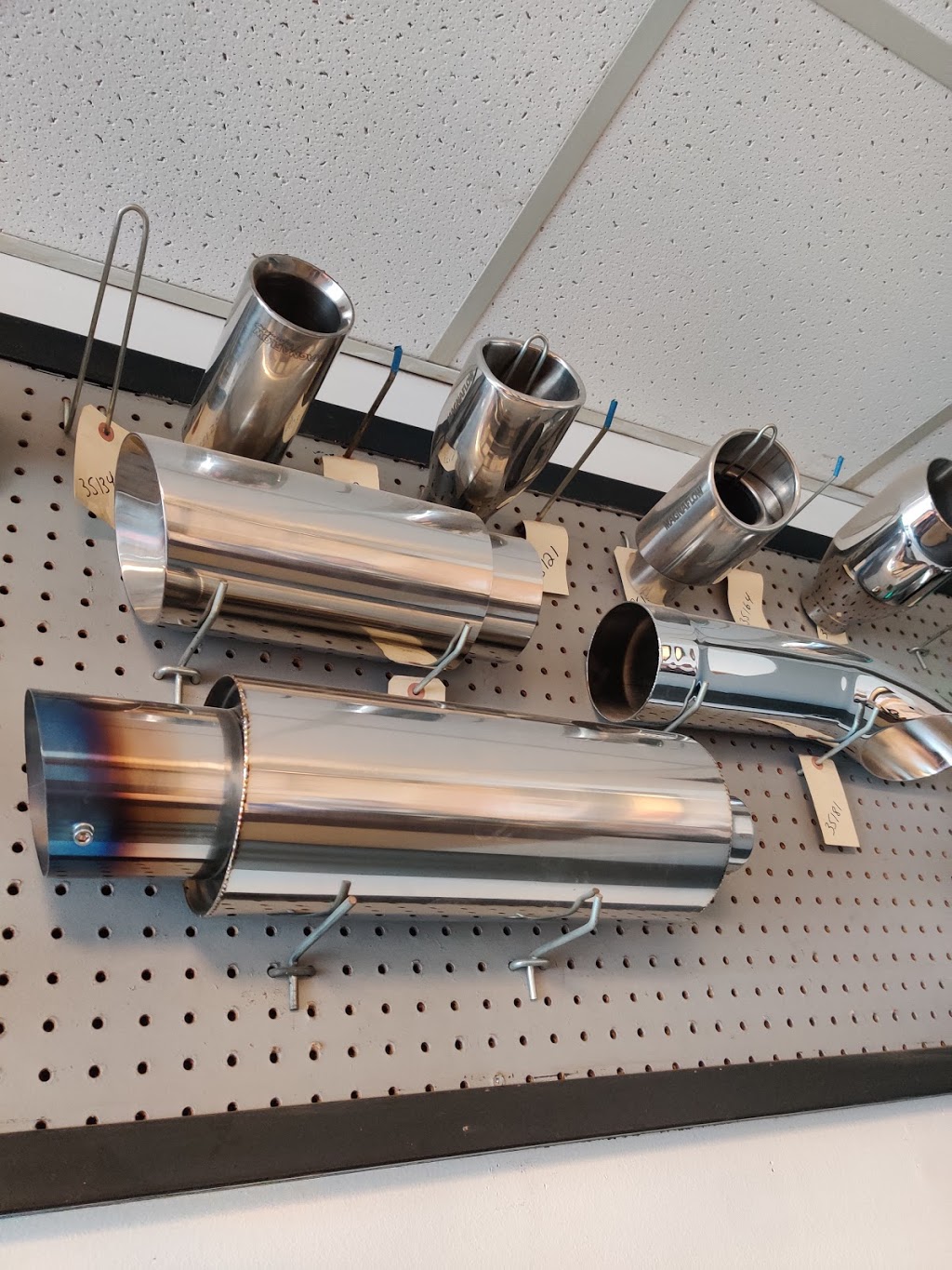 A B C Muffler & Hitch Shop Ltd | 4910 84 Ave NW, Edmonton, AB T6B 2S9, Canada | Phone: (780) 440-1661
