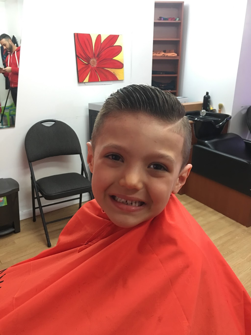Ahmed Ciseau Dor - Coiffures Pour Hommes Et Enfants | 2949 Ch Ste-Foy, Québec, QC G1X 1P3, Canada | Phone: (418) 264-1230