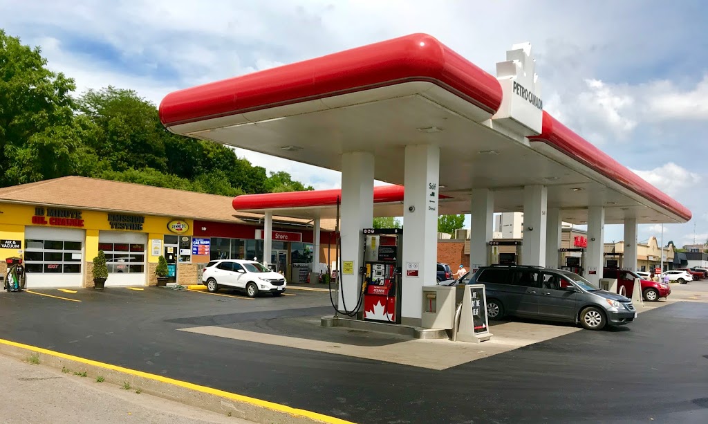 Pennzoil Car Care Centre | 58 Dundas St W, Belleville, ON K8P 1A3, Canada | Phone: (613) 962-3518