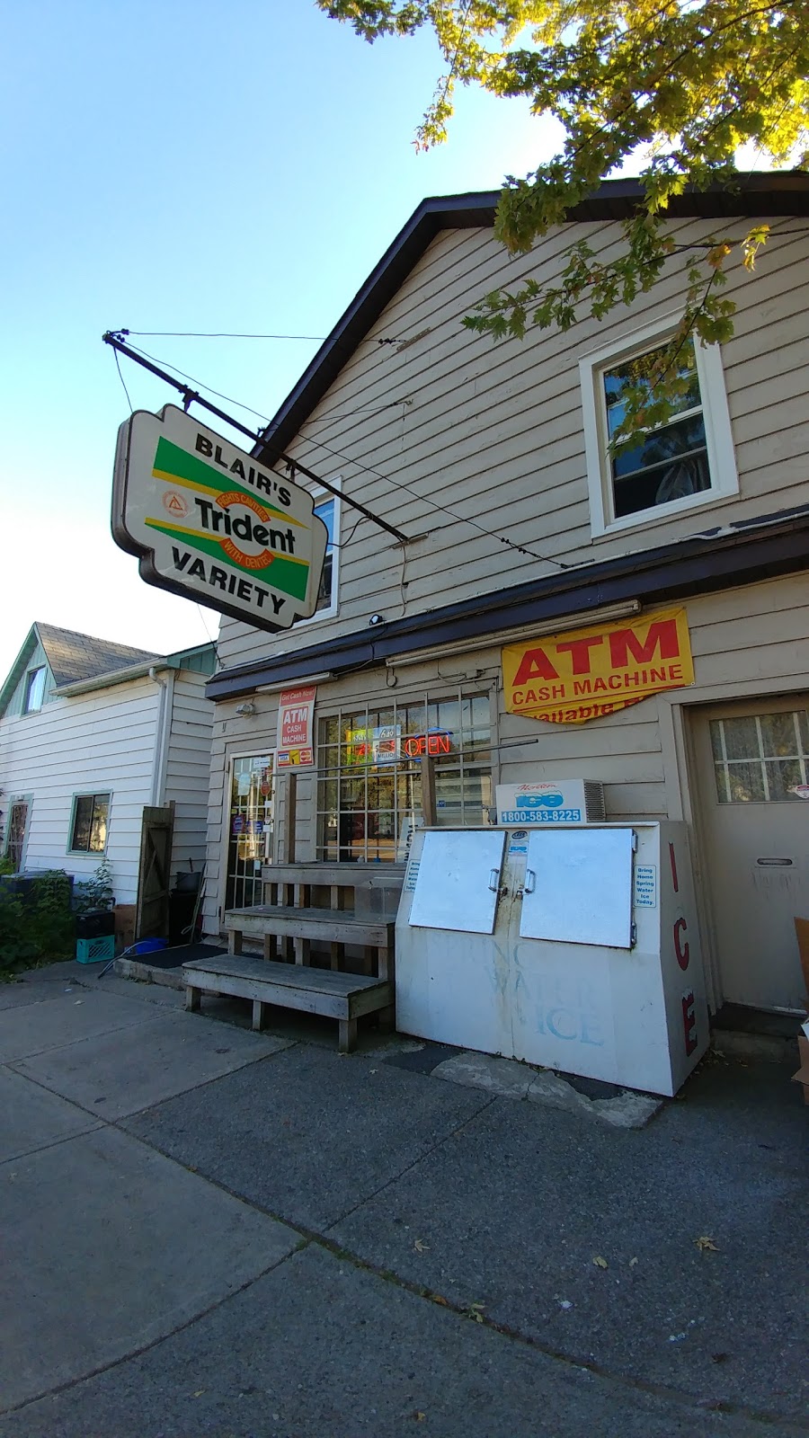 Blairs Variety | 292 King St W, Dundas, ON L9H 1W4, Canada | Phone: (905) 627-0901