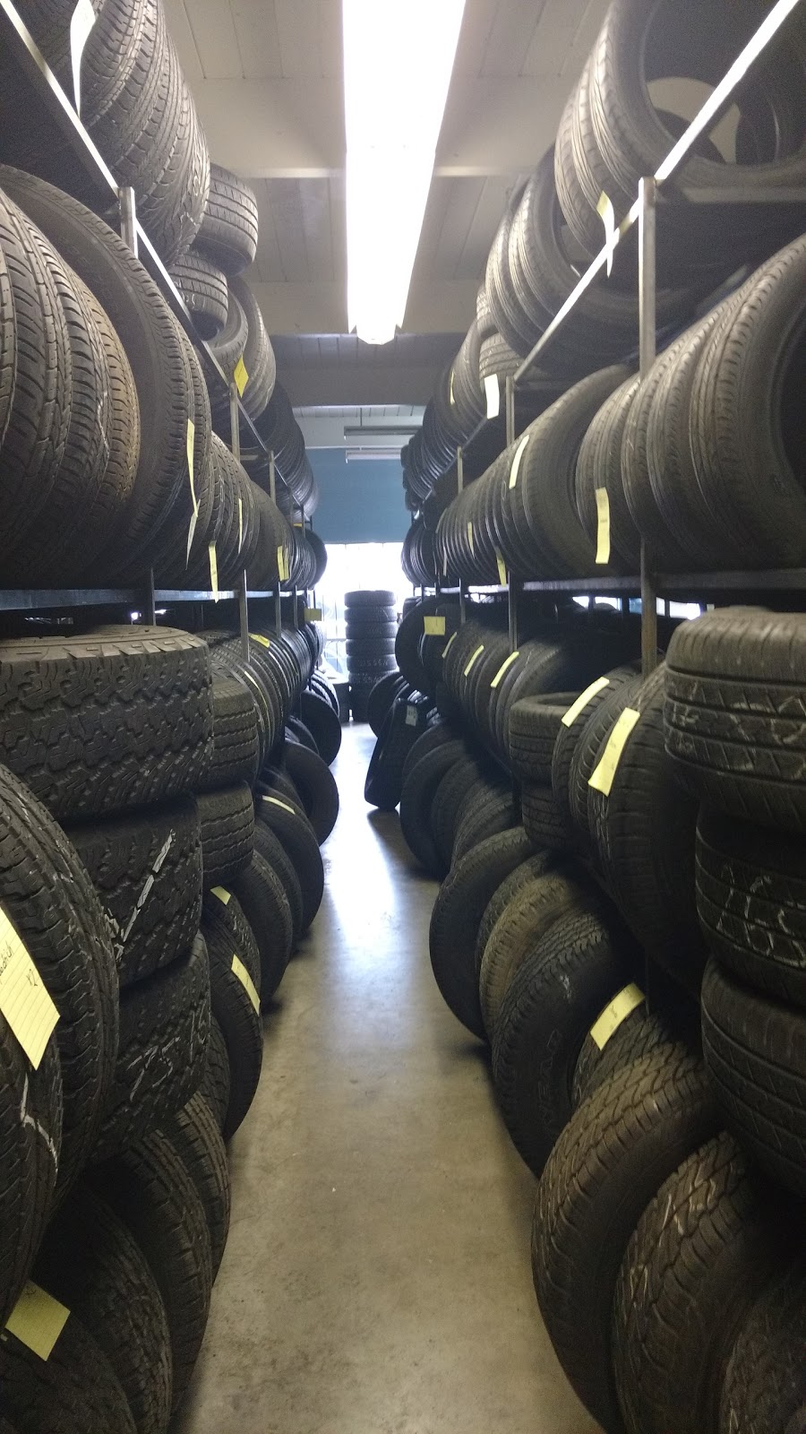 Edmonds Tire Depot | 7779 Edmonds St, Burnaby, BC V3N 1B9, Canada | Phone: (604) 526-6868